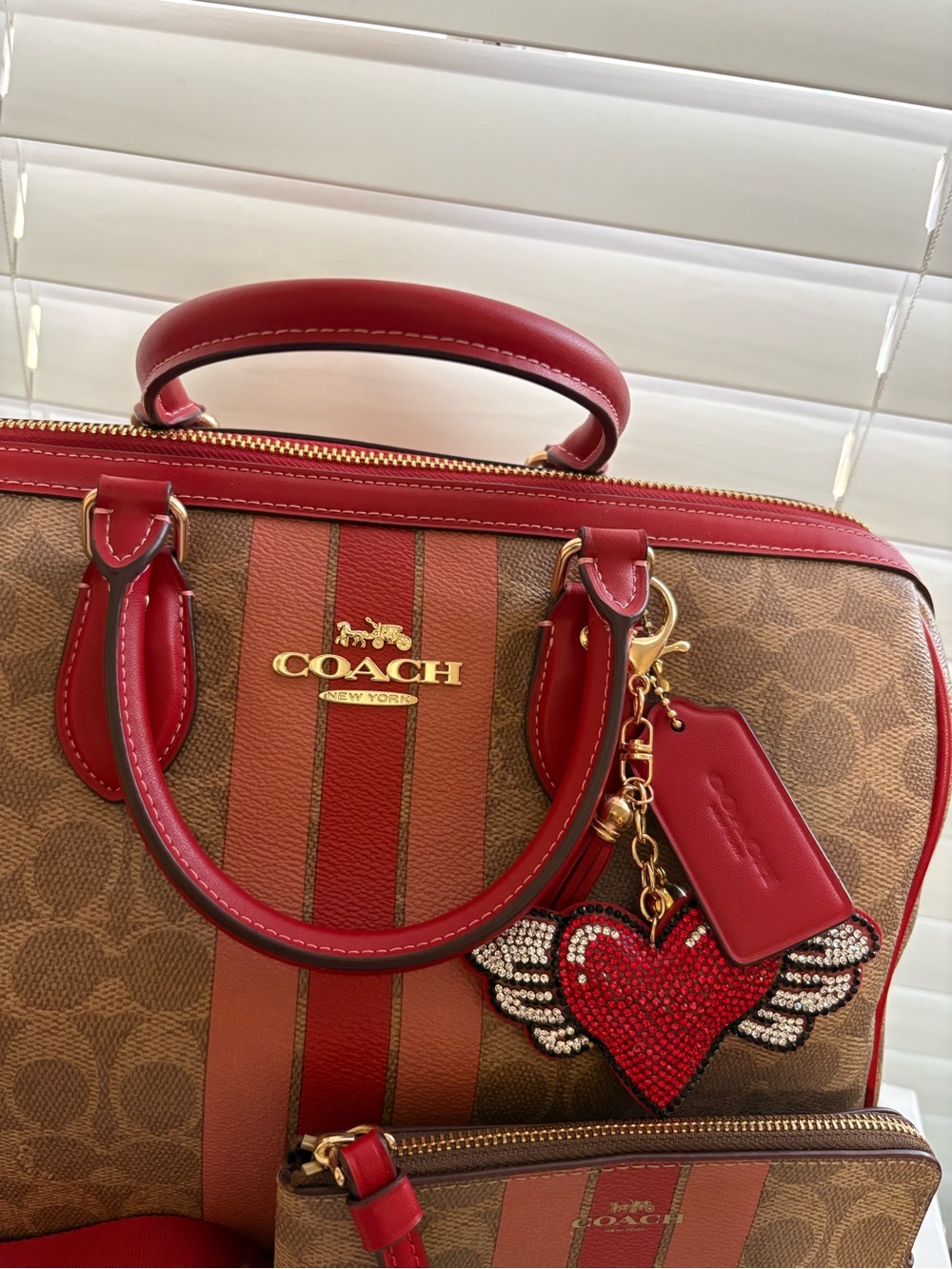 ❤️Coach Rowan Satchel Large Signature Canvas With Red/ Pink Stripe Set. - Picture 4 of 10